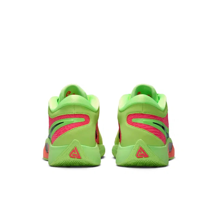 Nike Giannis Freak 6